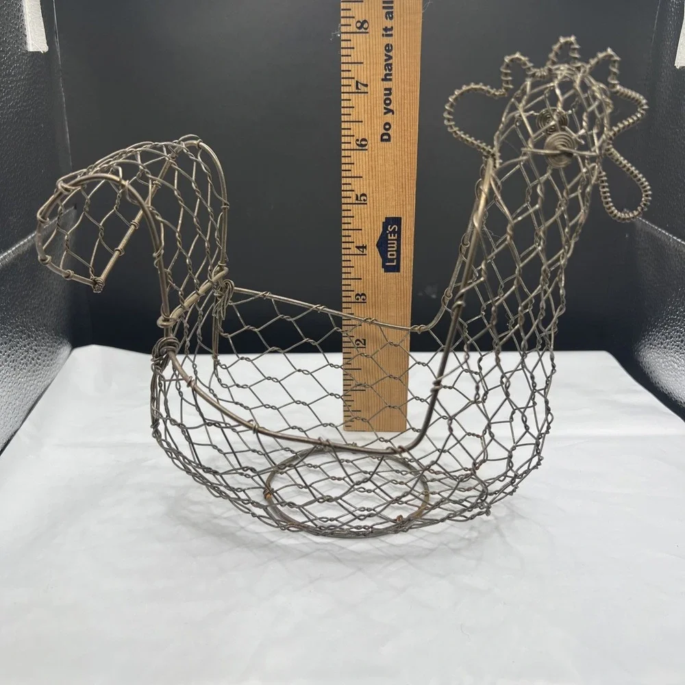 KitchenCraft Wire Hen Egg Basket Chicken Shaped Shabby Chic Farmhouse Countertop